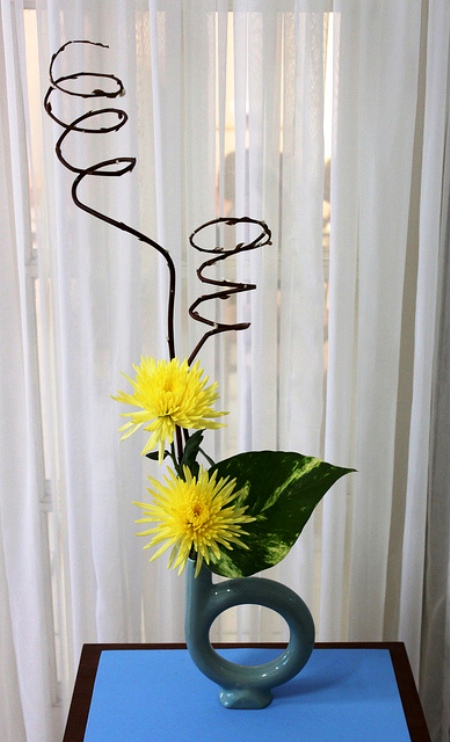 Một số cách cắm hoa cúc đơn giản