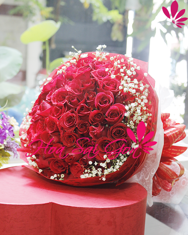 Bó hoa mừng sinh nhật hồng đỏ - lời chúc mừng sinh nhật lãng mạn và rực rỡ