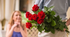 Bật mí cách chọn hoa đẹp tặng bạn gái ngày 20/10 ý nghĩa theo cung hoàng đạo