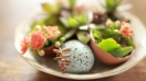 Một số cách cắm hoa sáng tạo