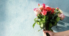 Những điều cấm kị khi tặng hoa sinh nhật cho người nước ngoài