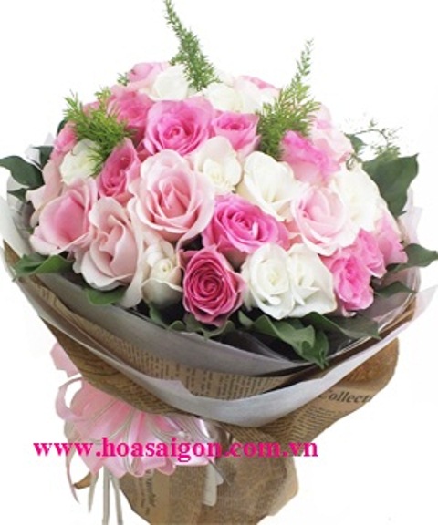 Bó hoa hồng dâu và hồng trắng