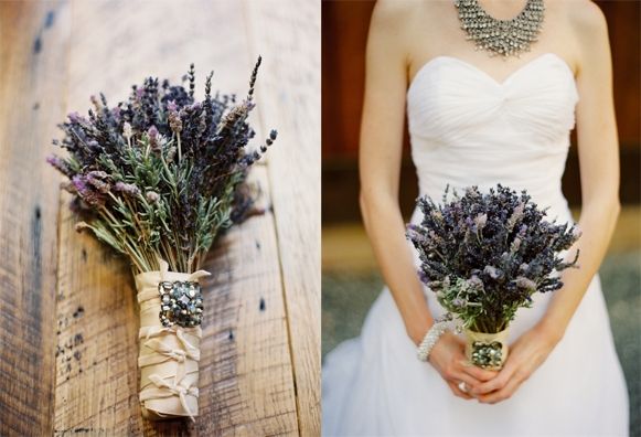Bó hoa cưới khô lavender vừa trộng lạ mắt lại vừa thơm