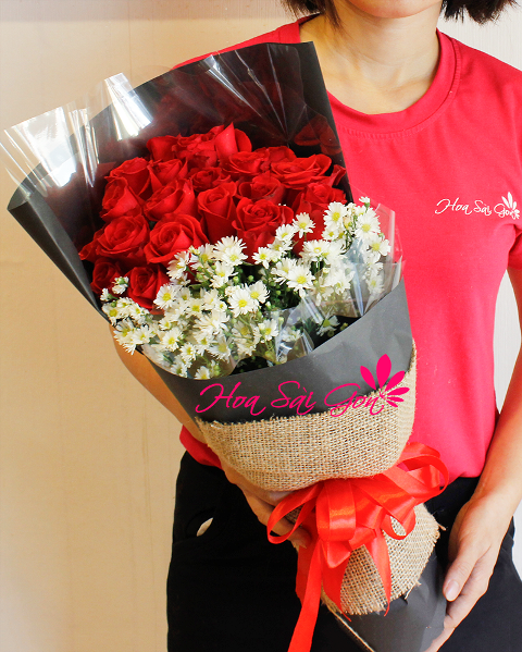 Bó hoa hồng xinh đẹp và tinh tế cũng là món quà tuyệt vời ngày 20 tháng 10