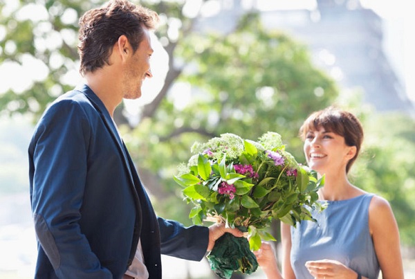 Nếu như bạn chọn mua hoa sớm thì bạn sẽ có thời gian cho được đơn vị điện hoa uy tín, chất lượng 