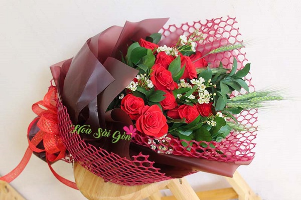 Bó hoa Chỉ yêu mình em được Hoa Sài Gòn thiết kế dành tặng cho những ai đang yêu 